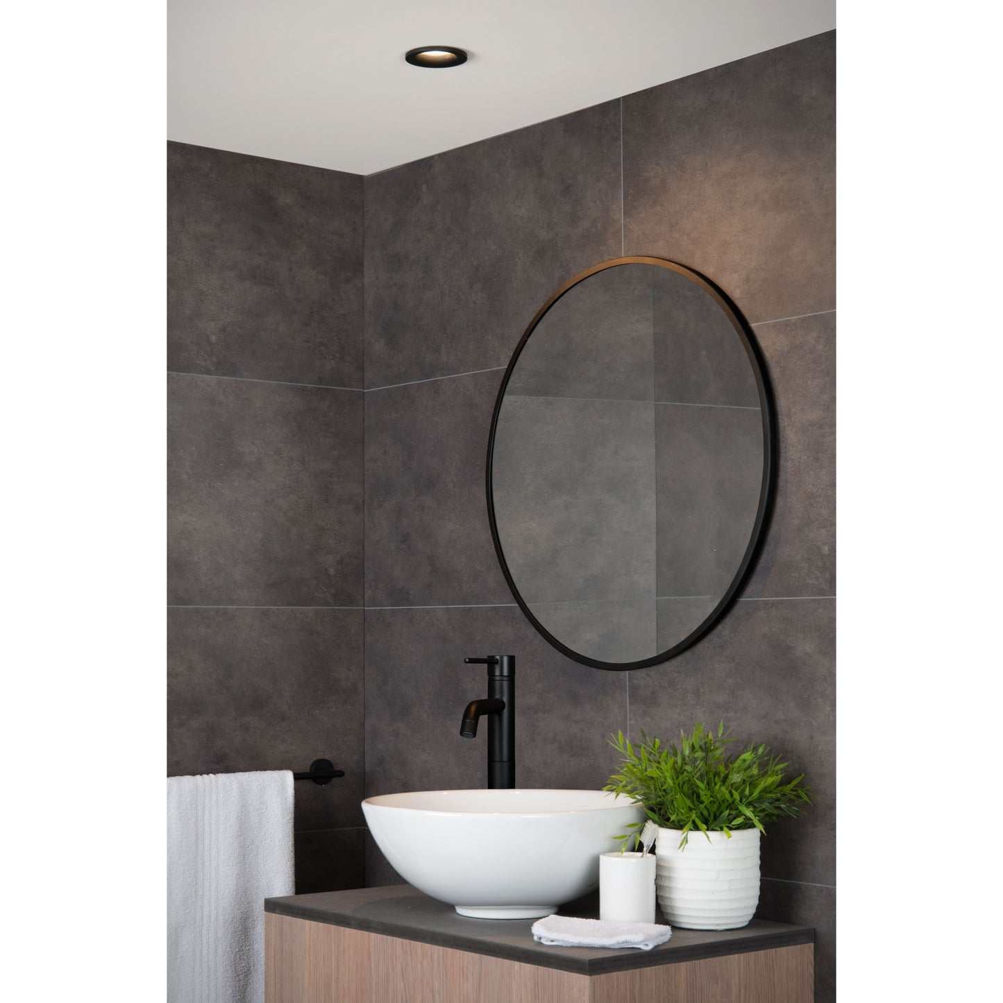 Lucide ZIVA - Recessed spotlight Bathroom - Ø 8,4 cm - 1xGU10 - IP44 - Black