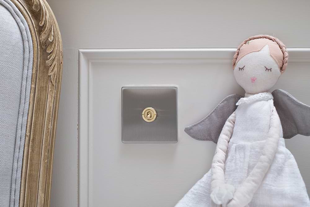 Soho Lighting Brushed Chrome & Brushed Brass 20A 1 Gang Intermediate Toggle Screwless