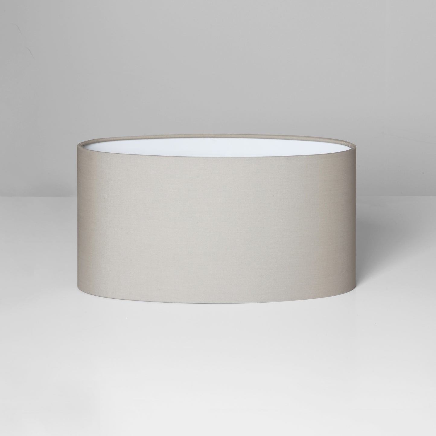 Oval 285