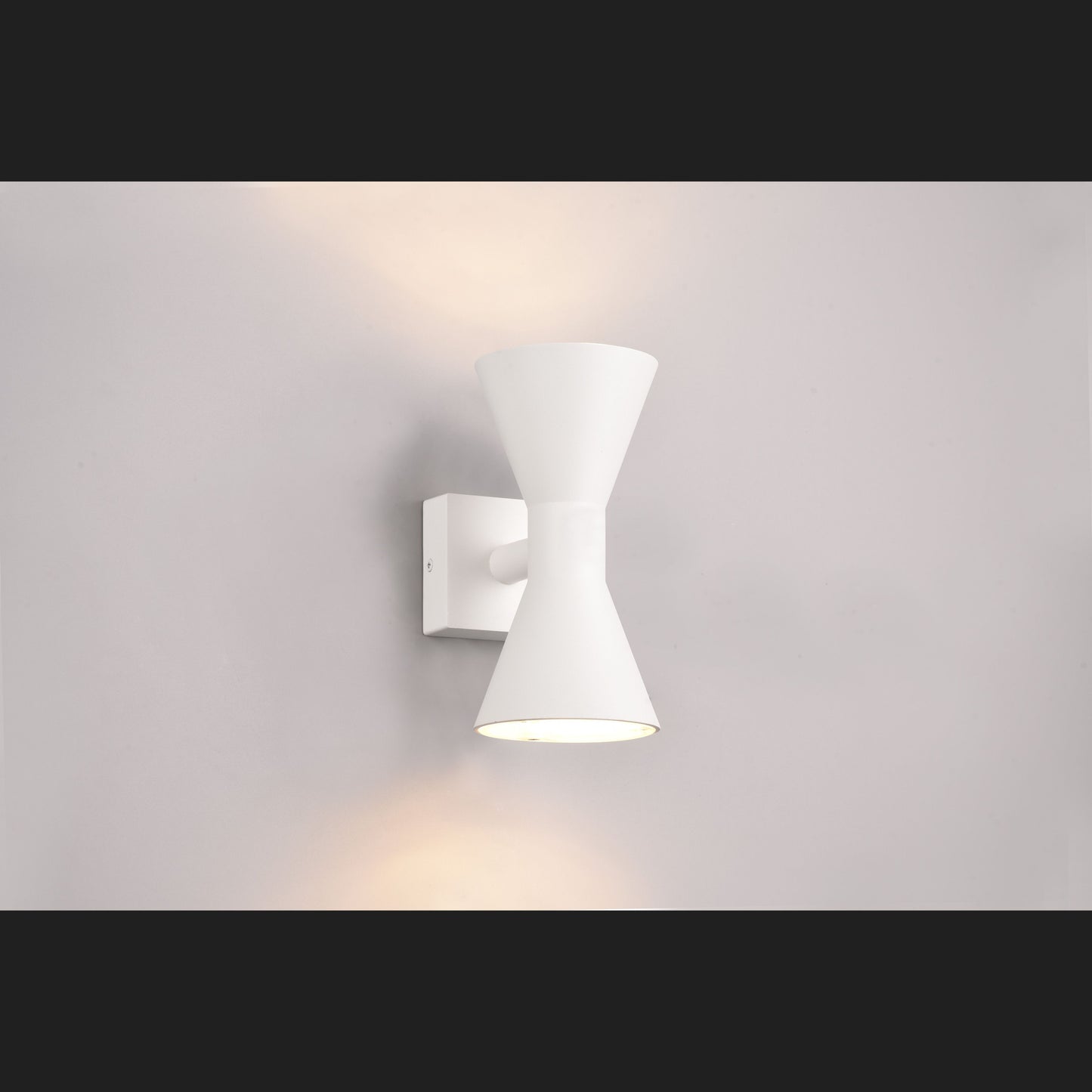 ARDAS Wall lamp - White mat