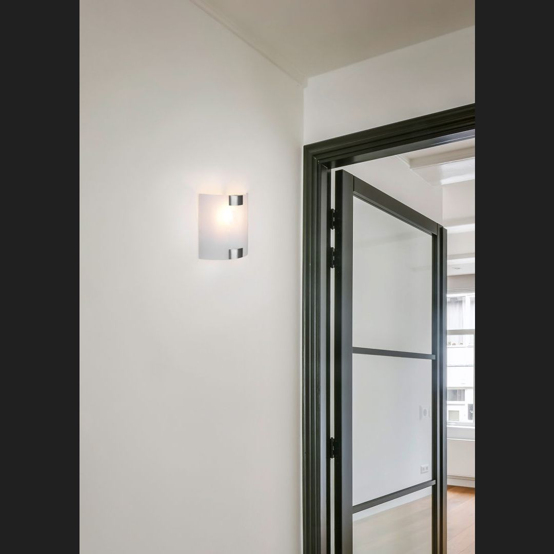 Pura - Wall lamp - White - Trio