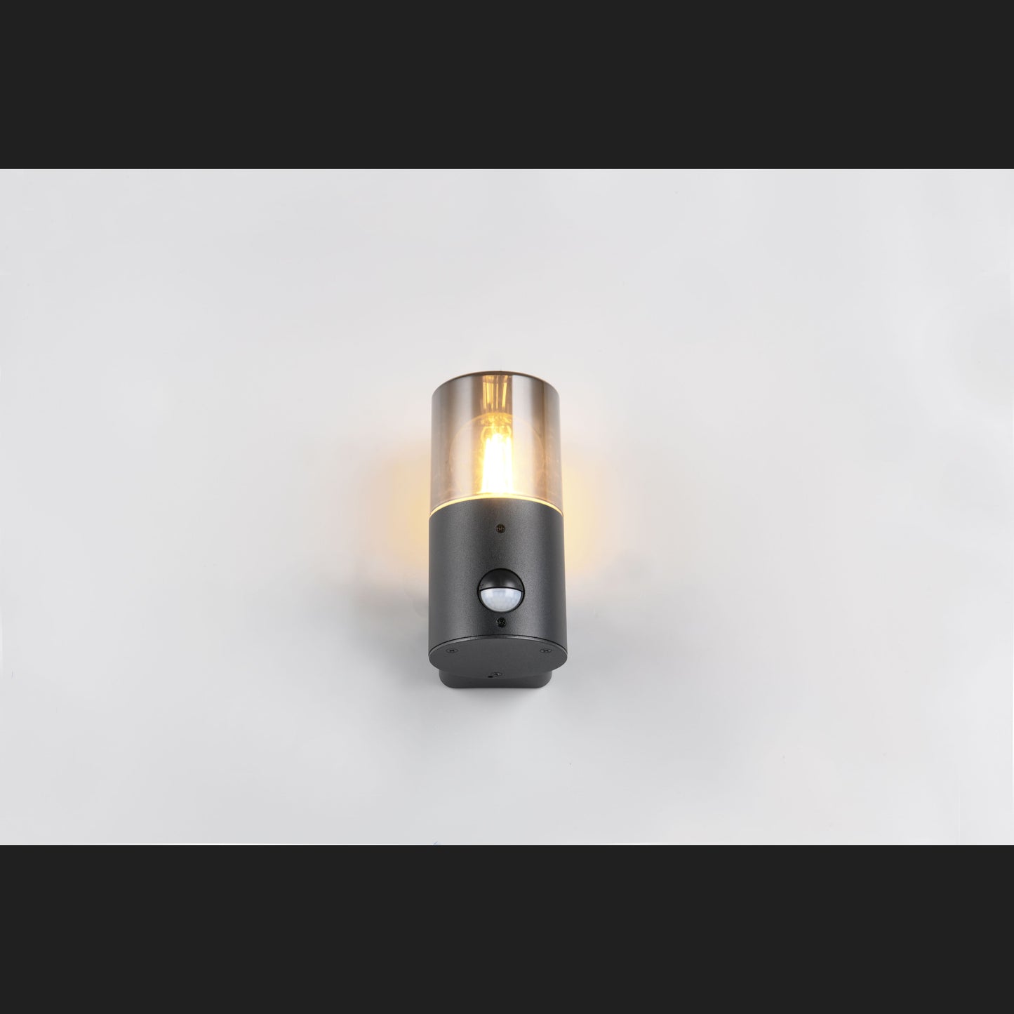 Hoosic - Wall lamp - Black - Trio