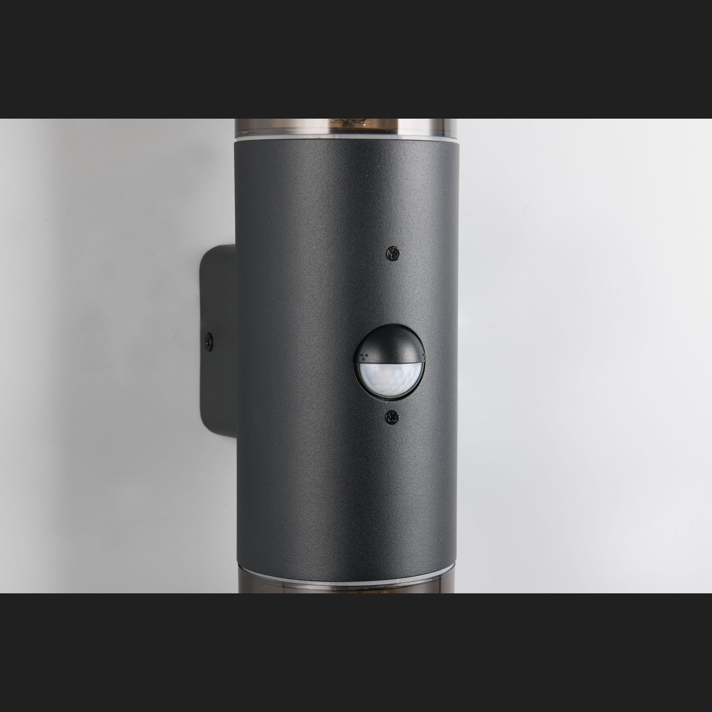 Hoosic - Wall lamp - Black - Trio