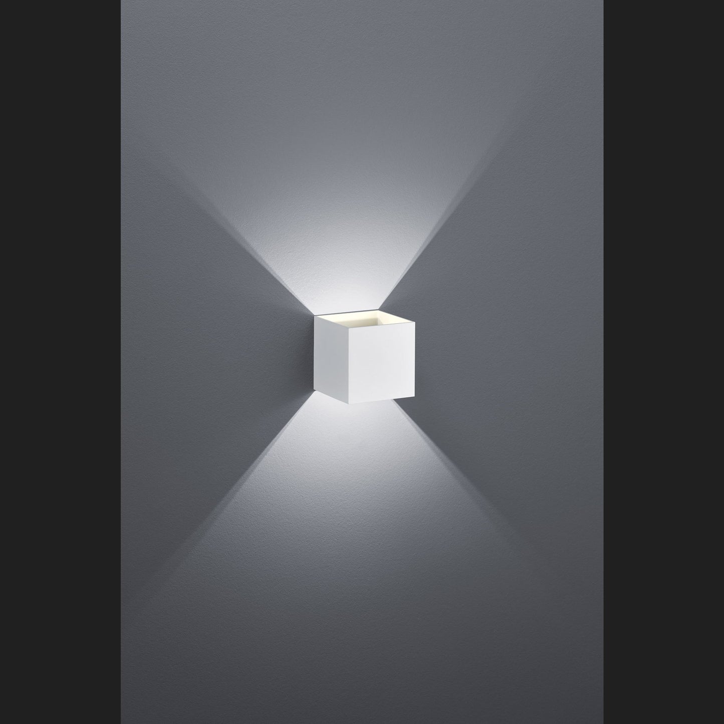 Louis - Wall lamp - White Matt - Trio