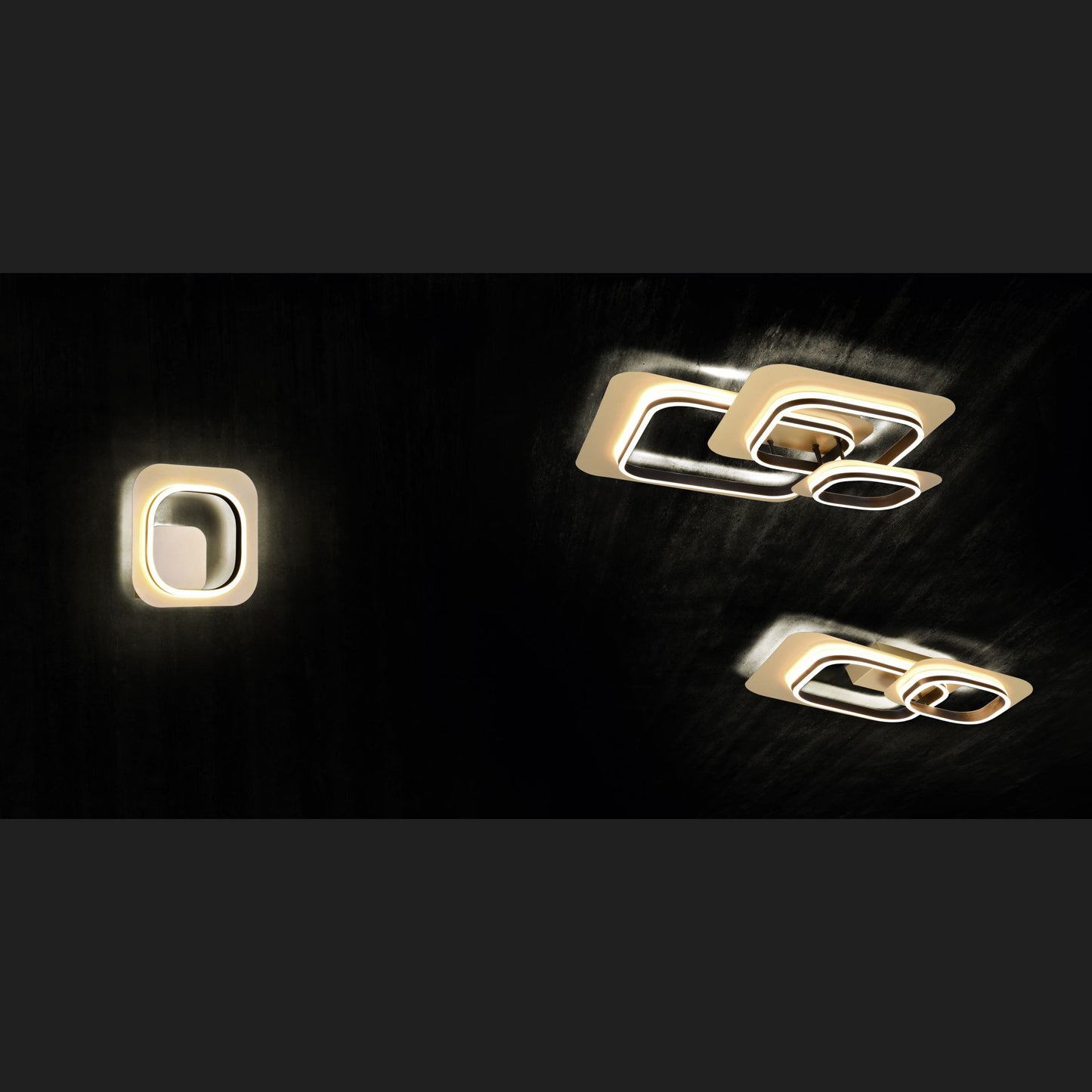 Lugo - Wall lamp - Black - Gold - Trio