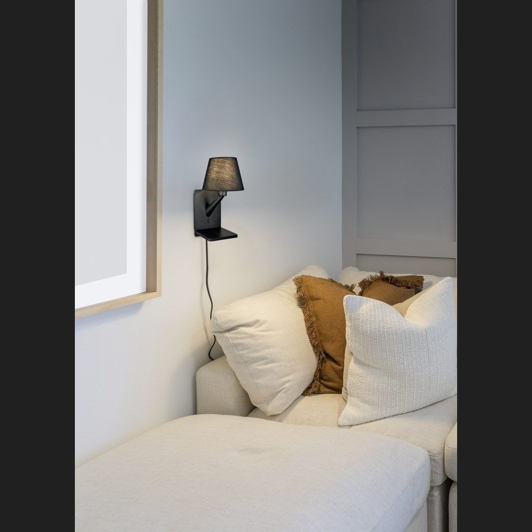 Comfort - Wall Lamp - Black - Trio - 262670132