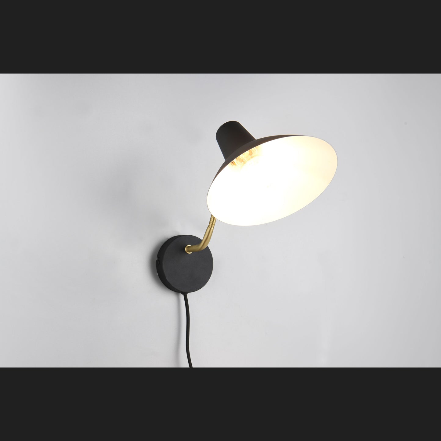Traveller - Wall Lamp - Black Gold - Trio - 263470180