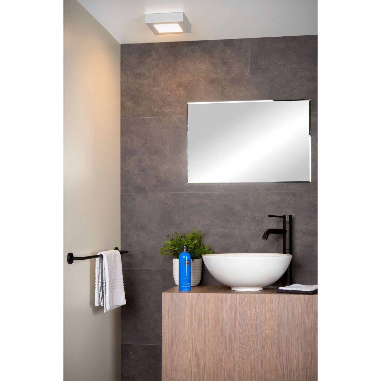 Lucide BRICE-LED - Flush ceiling light Bathroom - LED Dim. - 1x15W 3000K - IP44 - White