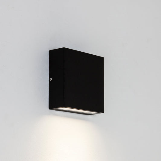 Elis Single LED