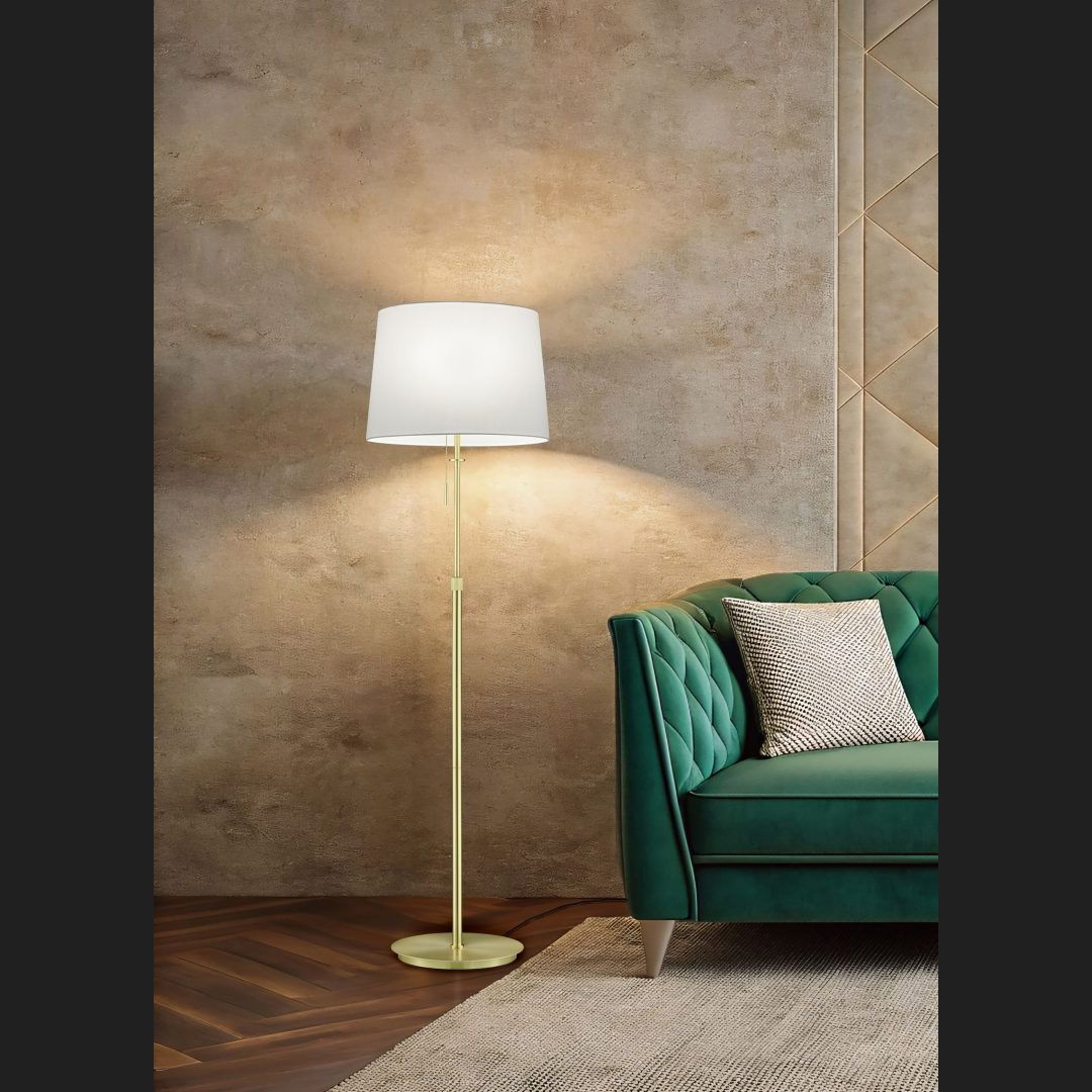 Lyon - Floor lamp - White - Trio