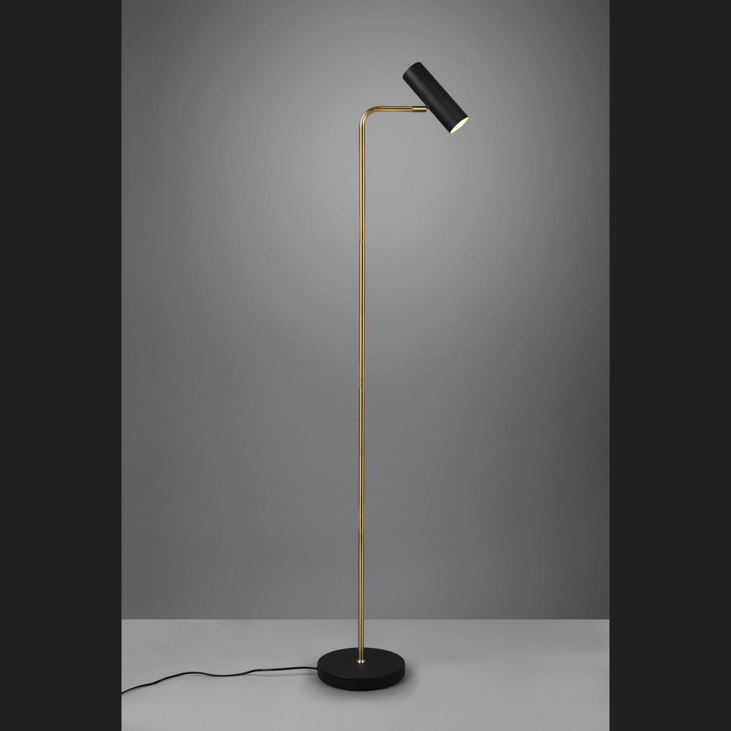 Marley - Floor lamp - Brass Matt - Trio