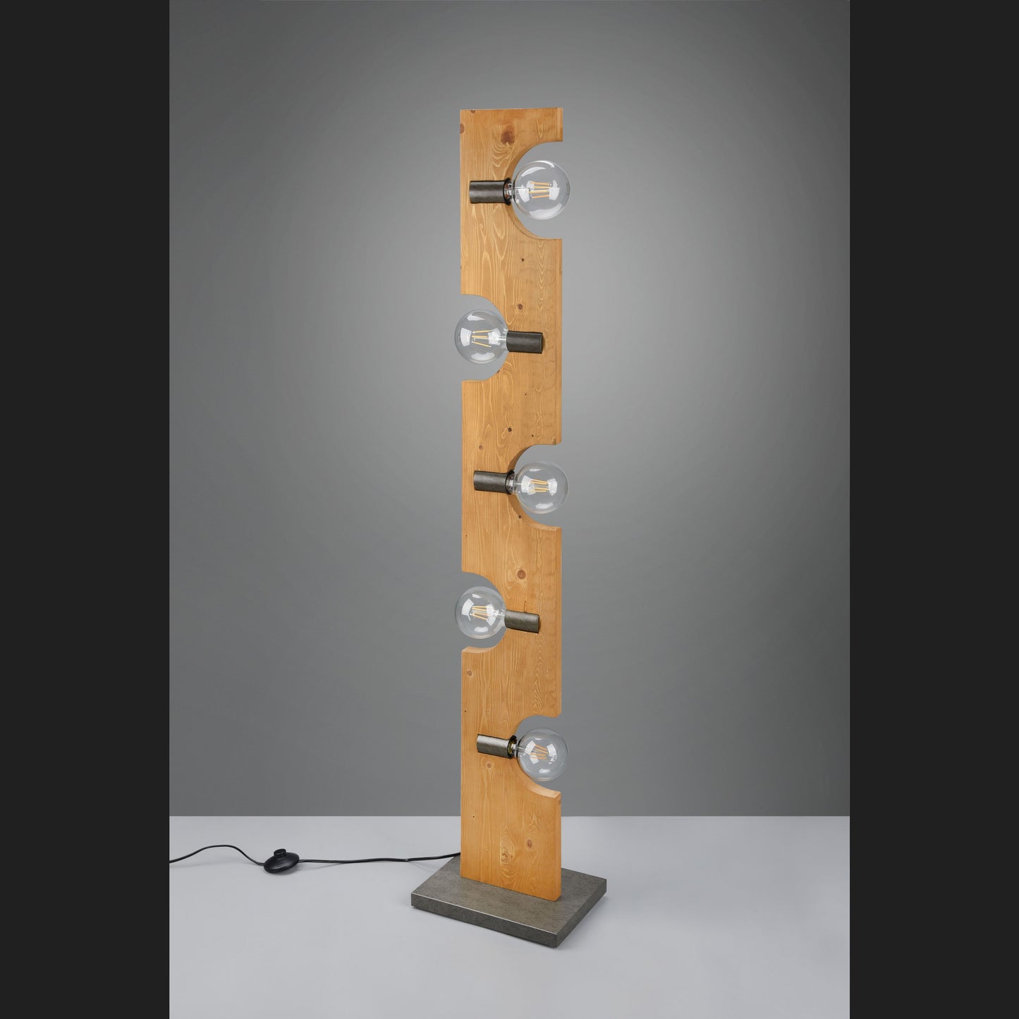 Tailor - Floor lamp - Natural Finish - Trio