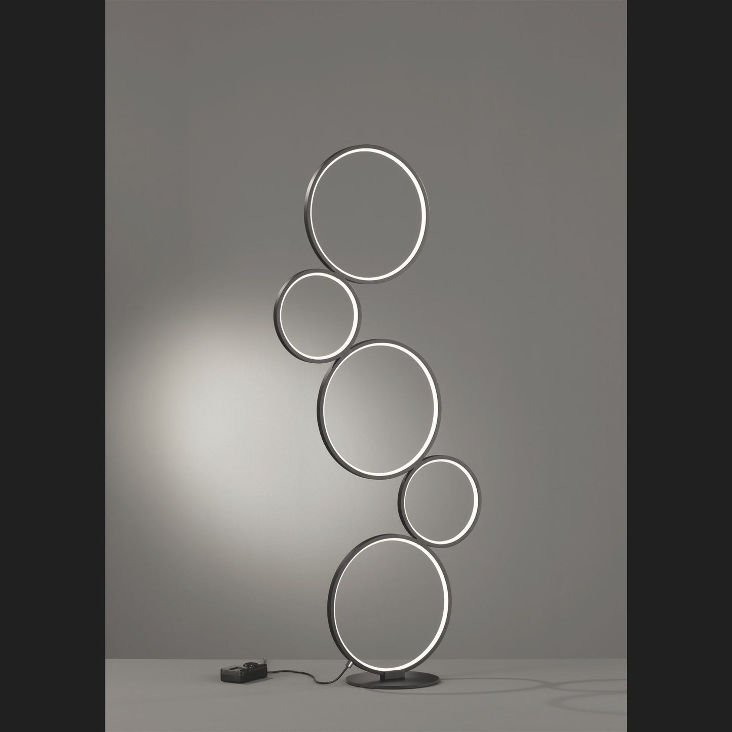 Rondo - Floor lamp - Black Matt - Trio