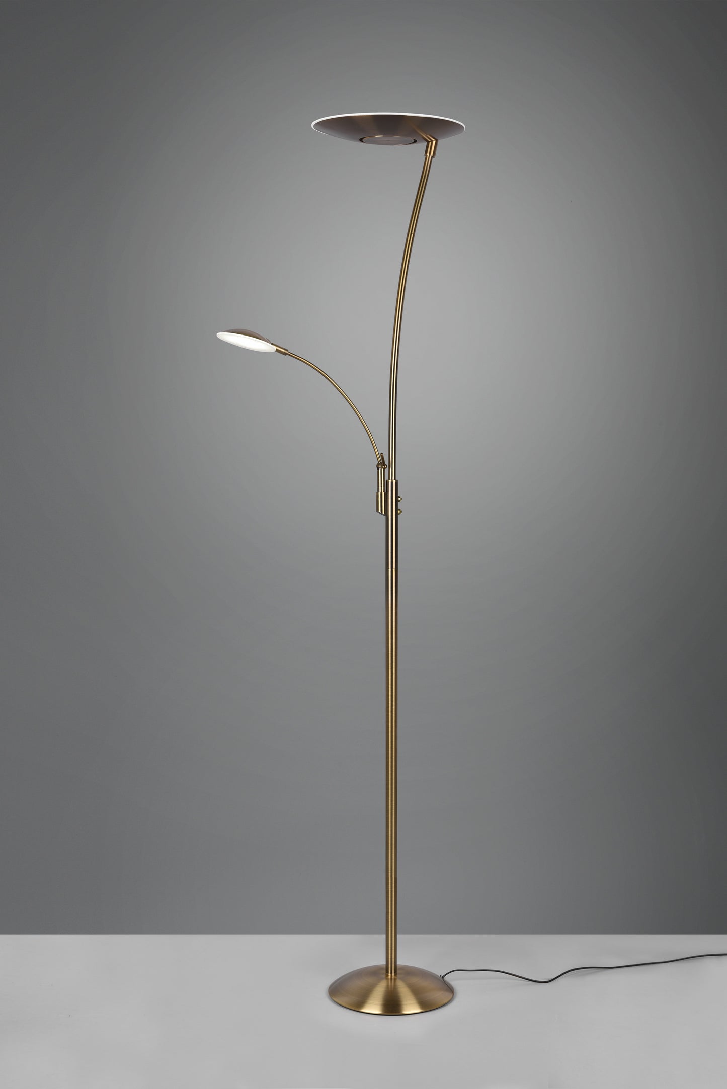 Granby - Floor lamp - Old Brass - Trio