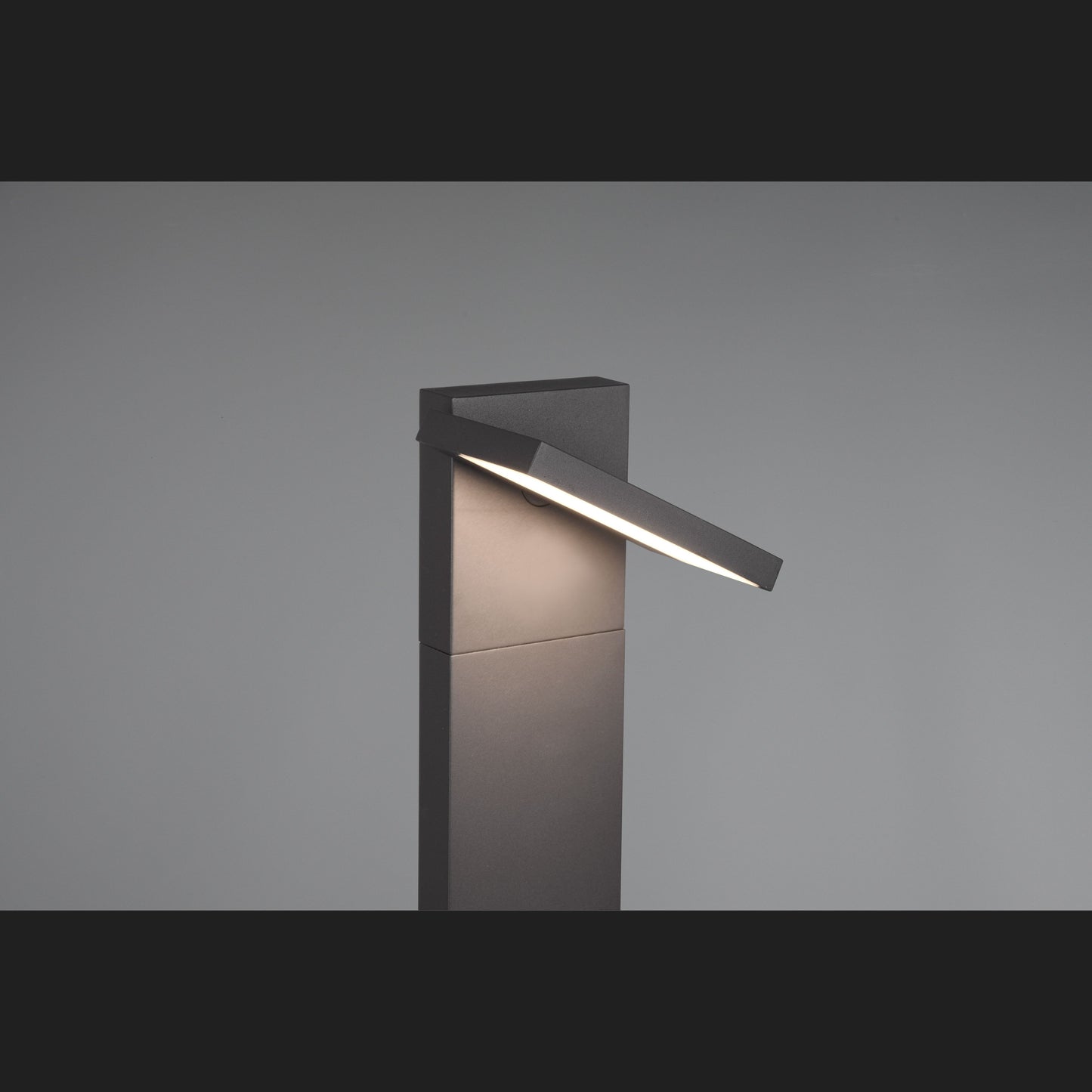 HORTON Pole (A) - Anthracite