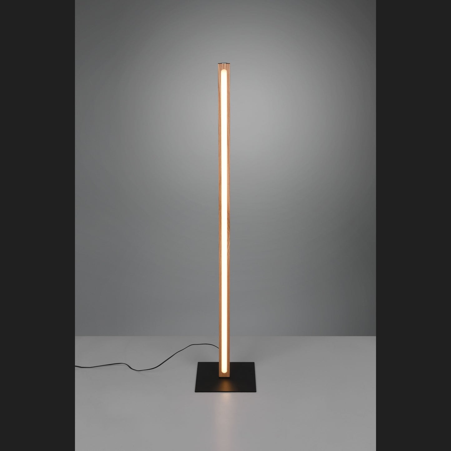 Bellari - Floor lamp - Natural Finish - Trio