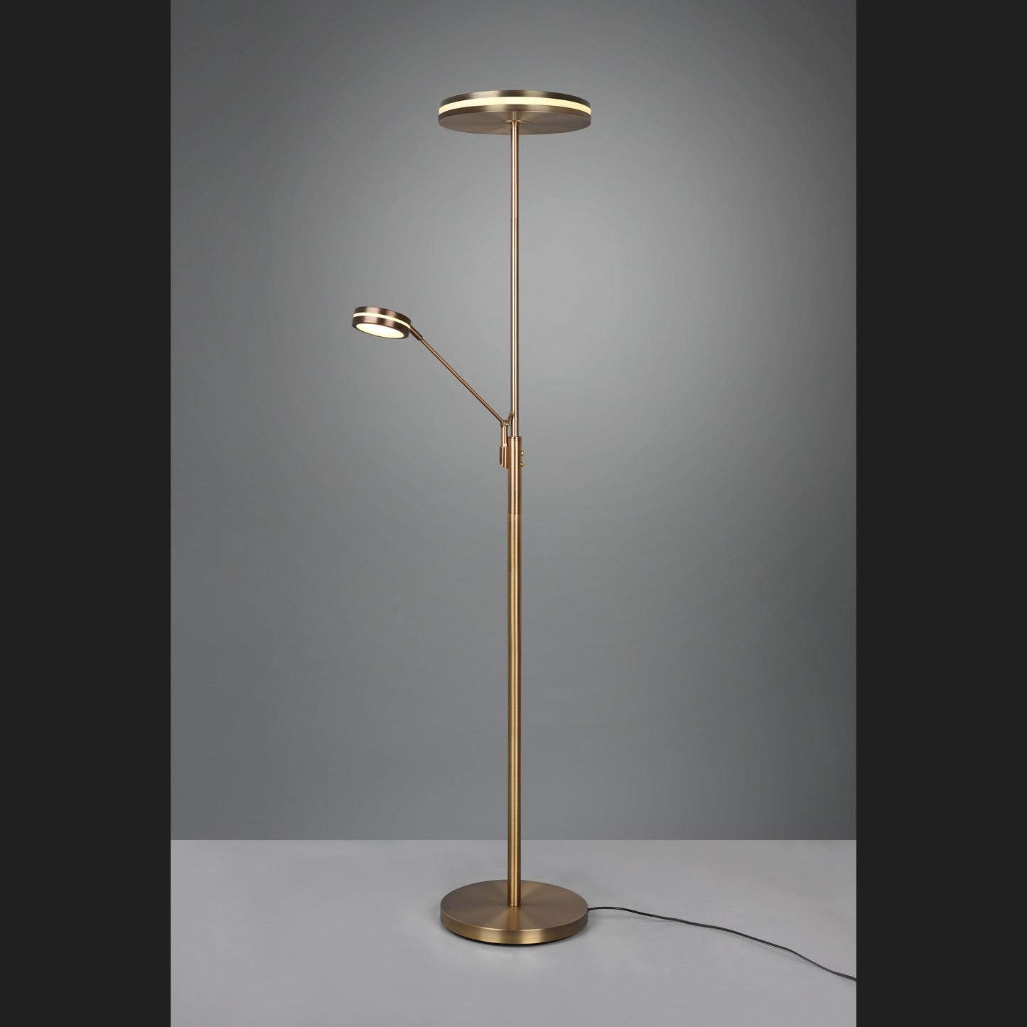 Franklin - Floor lamp - Old Brass - Trio