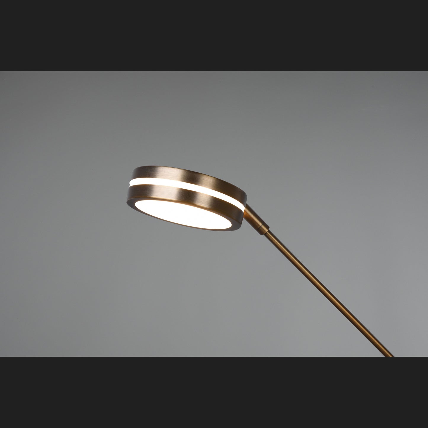 Franklin - Floor lamp - Old Brass - Trio