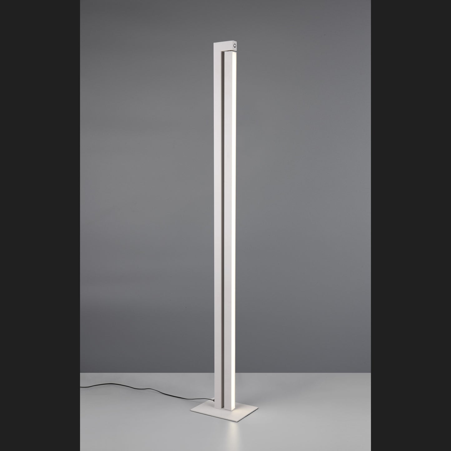 Seeker - Floor Lamp - Grey - Trio - 448810176