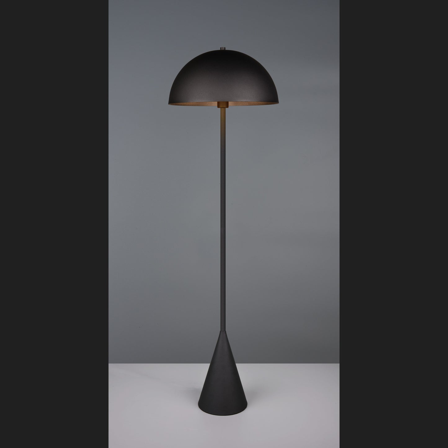 Alfie - Floor Lamp - Black Matt - Trio - 465000132