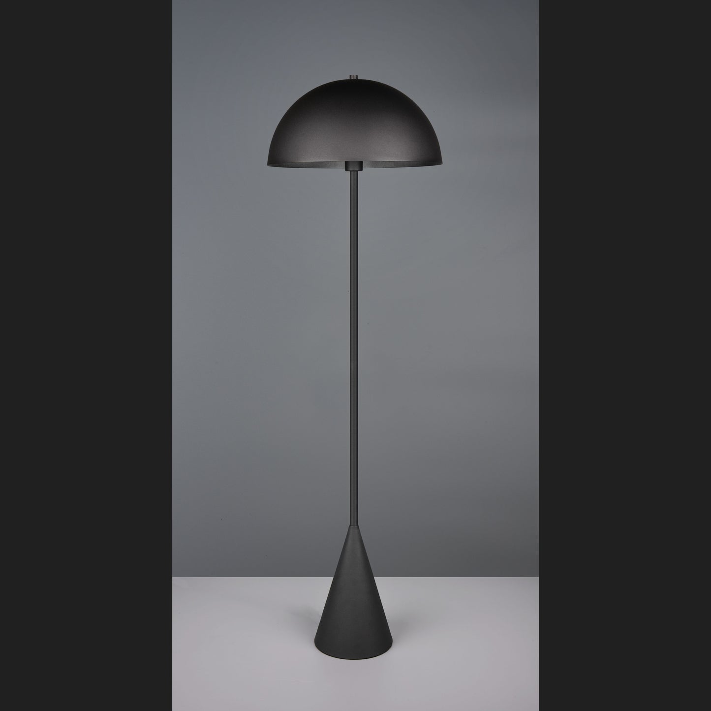 Alfie - Floor Lamp - Black Matt - Trio - 465000132