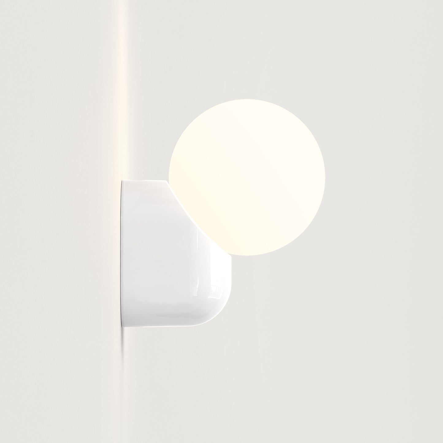 Lyra Wall Single