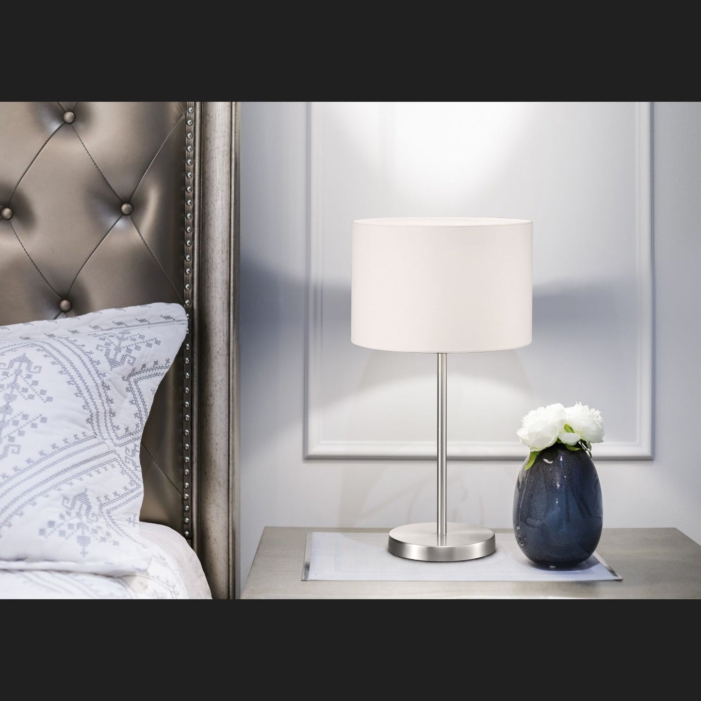 Hotel - Table lamp - White - Trio