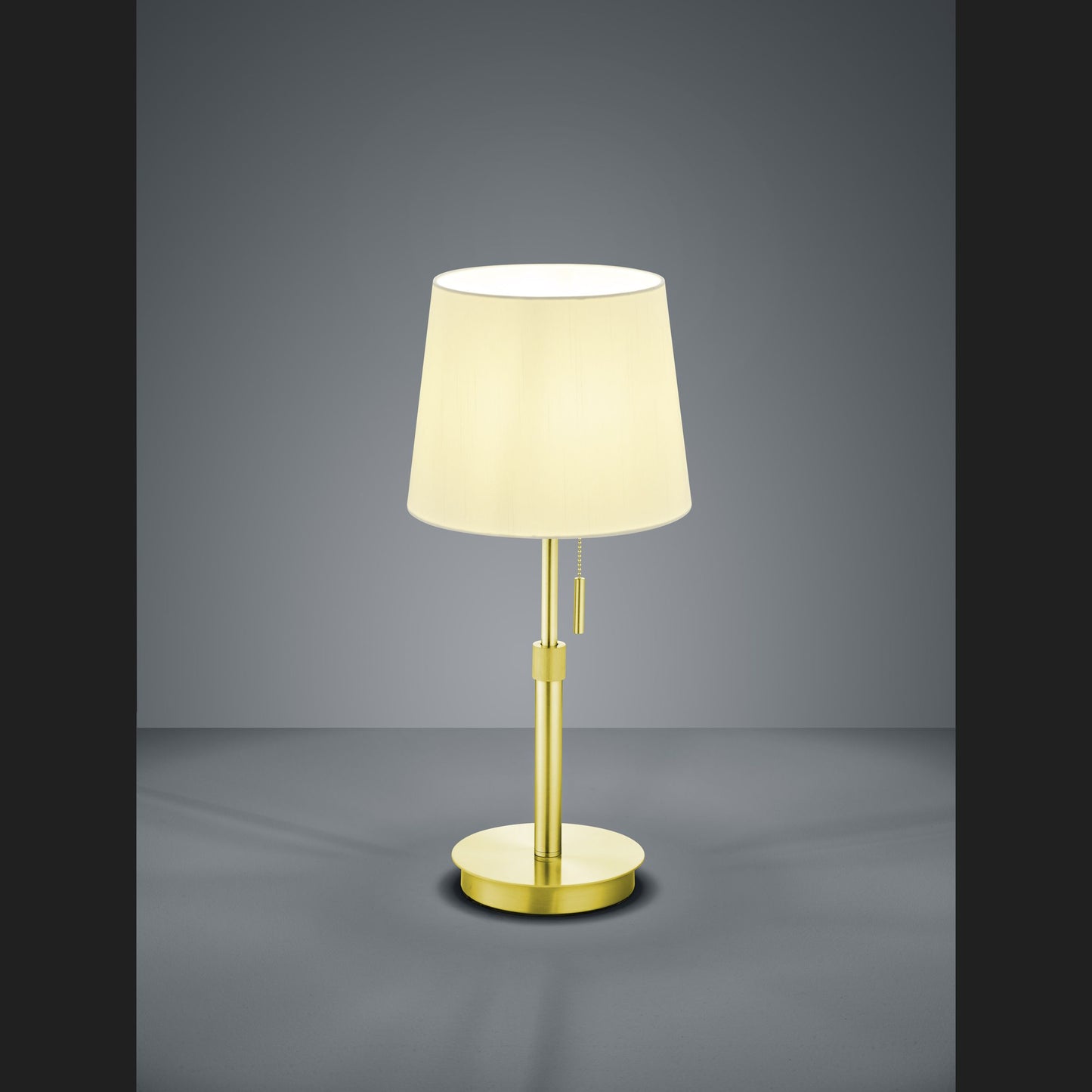 Lyon - Table lamp - White - Trio