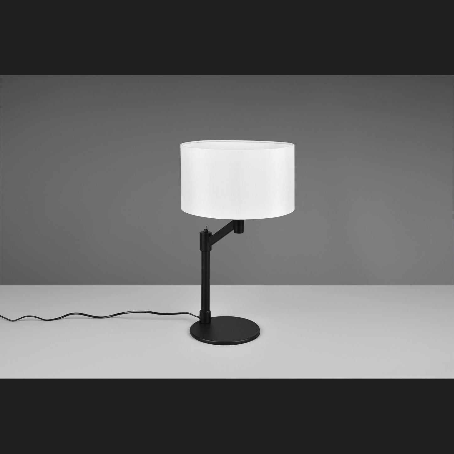Cassio - Table lamp - White - Trio