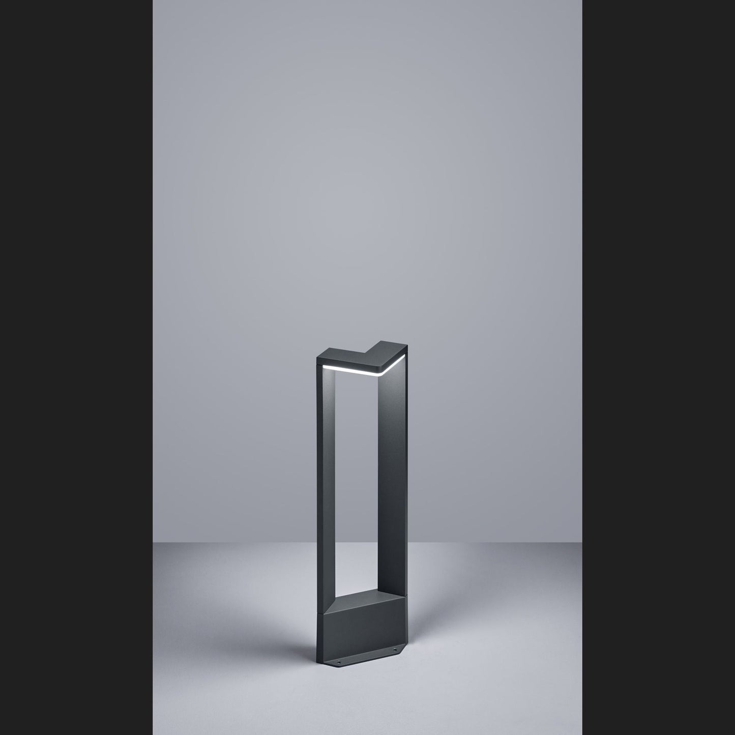 GANGES Pole (A) - Anthracite