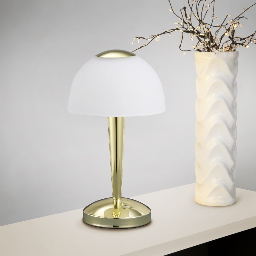 Ventura - Table lamp - White - Trio
