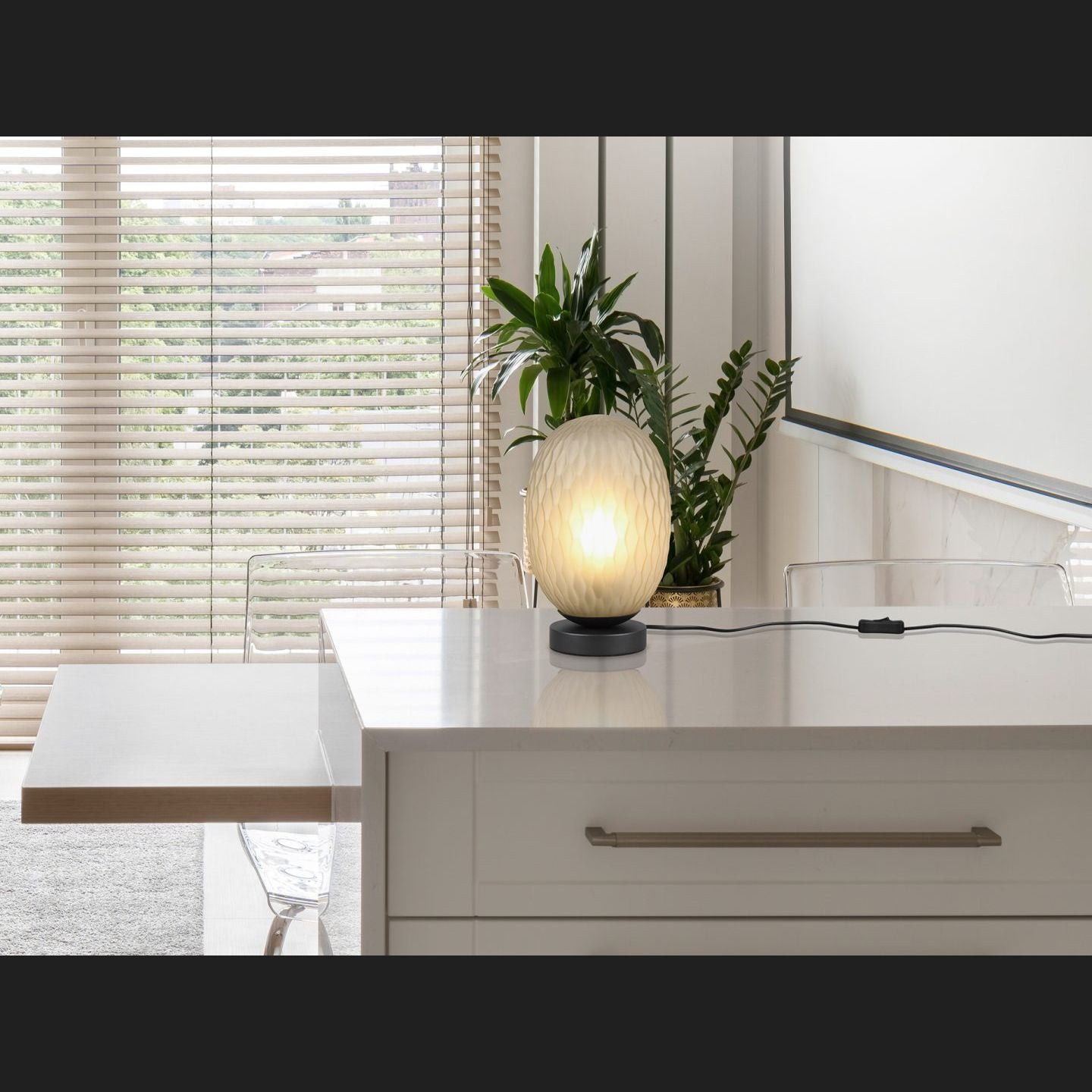 Facette - Table Lamp - Green - Trio - 564200115