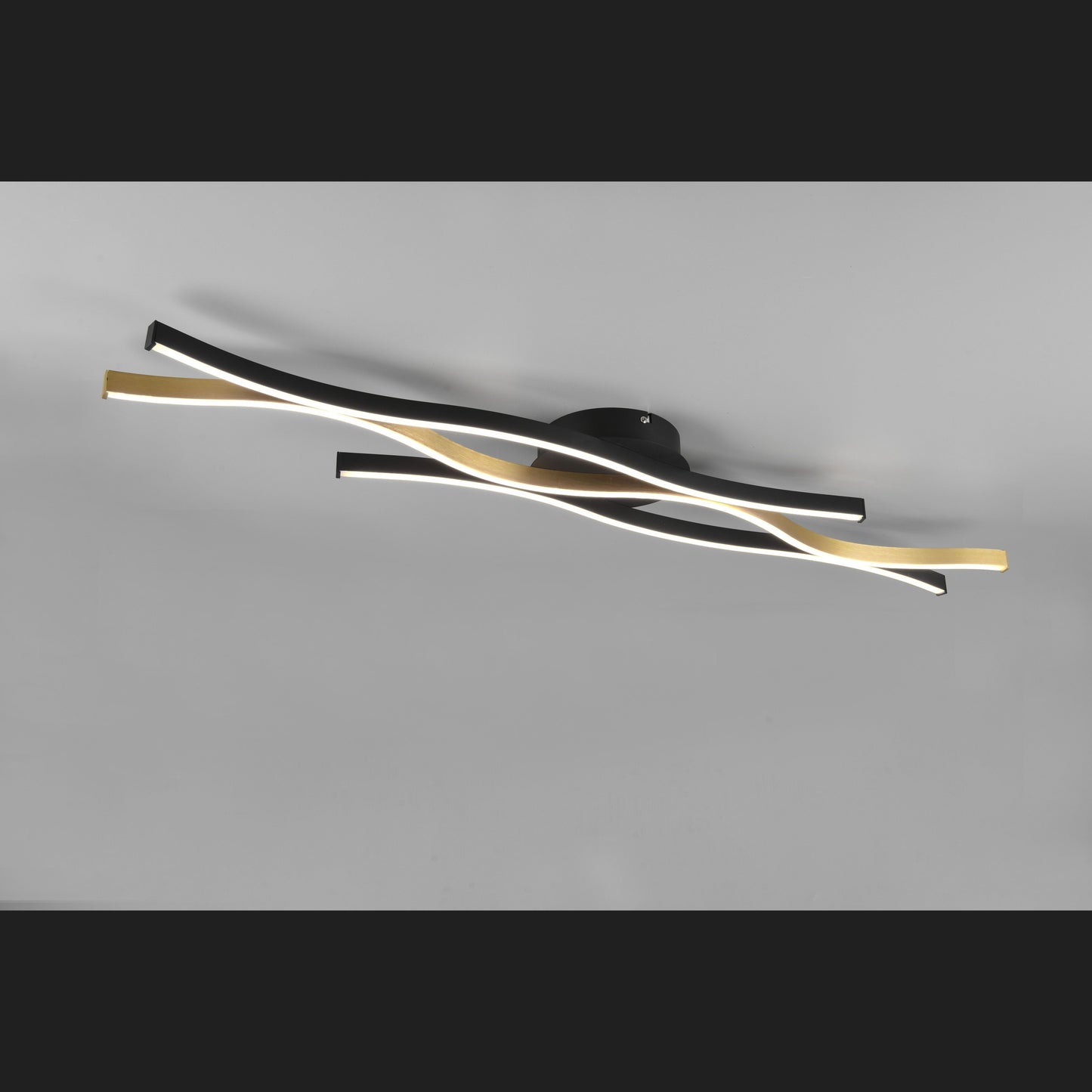 Blaze - Ceiling lamp - Brass Matt - Trio
