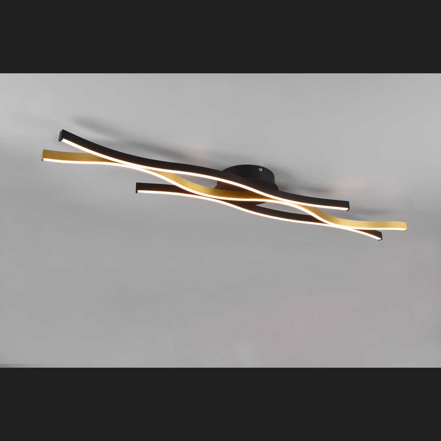 Blaze - Ceiling lamp - Brass Matt - Trio
