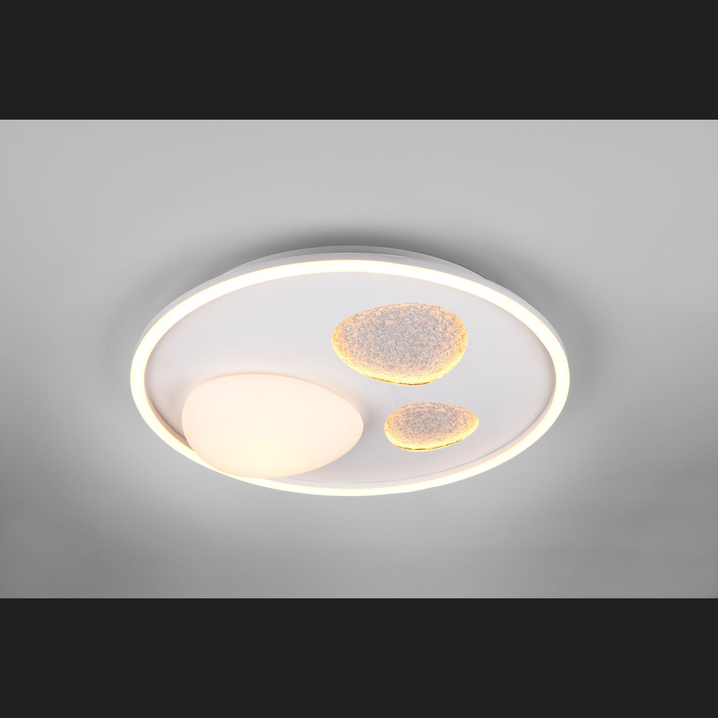 Pebble - Ceiling Lamp - White Matt - Trio - 643110131