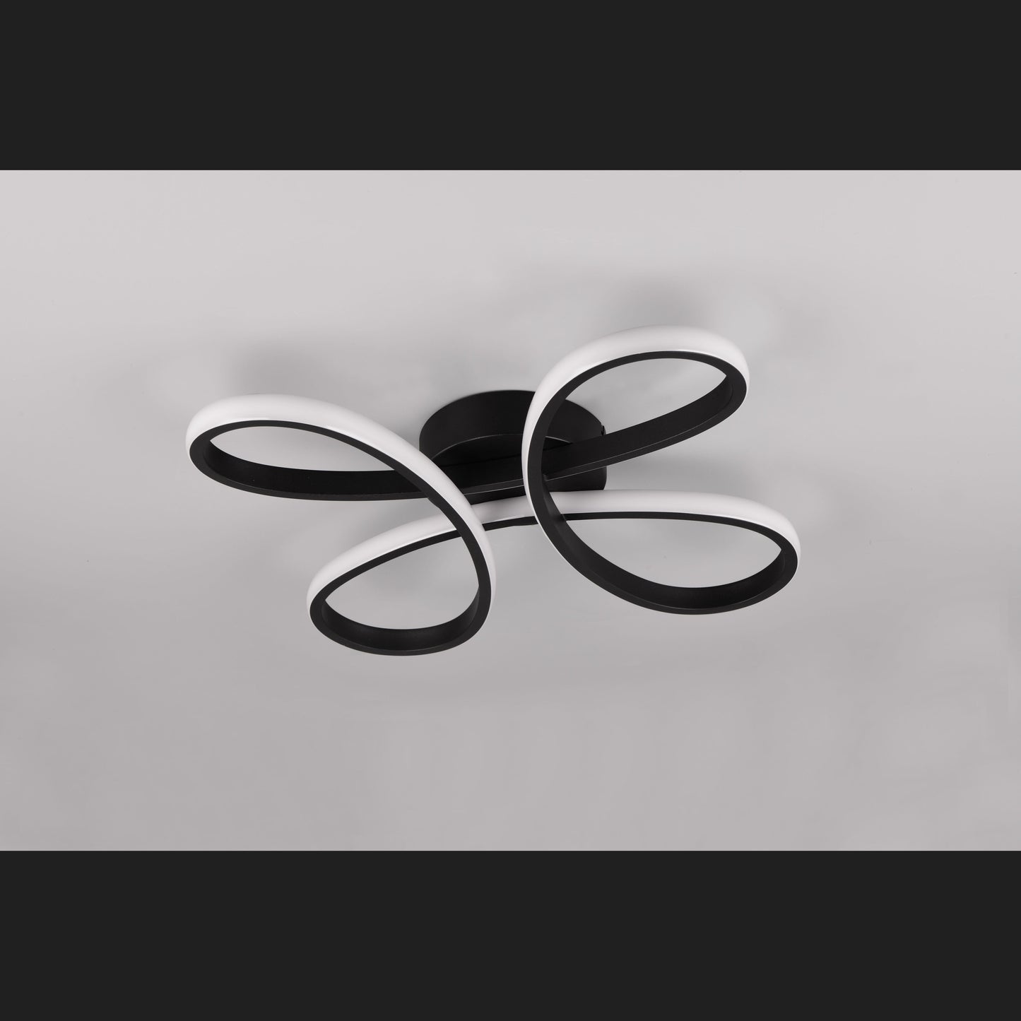 Fly - Ceiling lamp - Black Matt - Trio