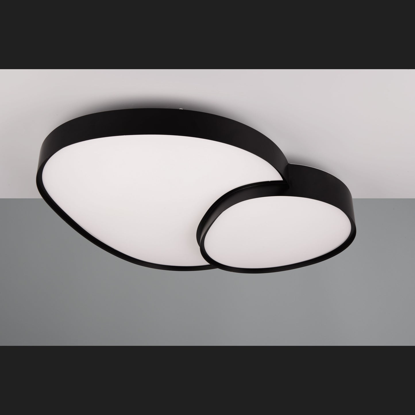 Rise - Ceiling lamp - Black Matt - Trio