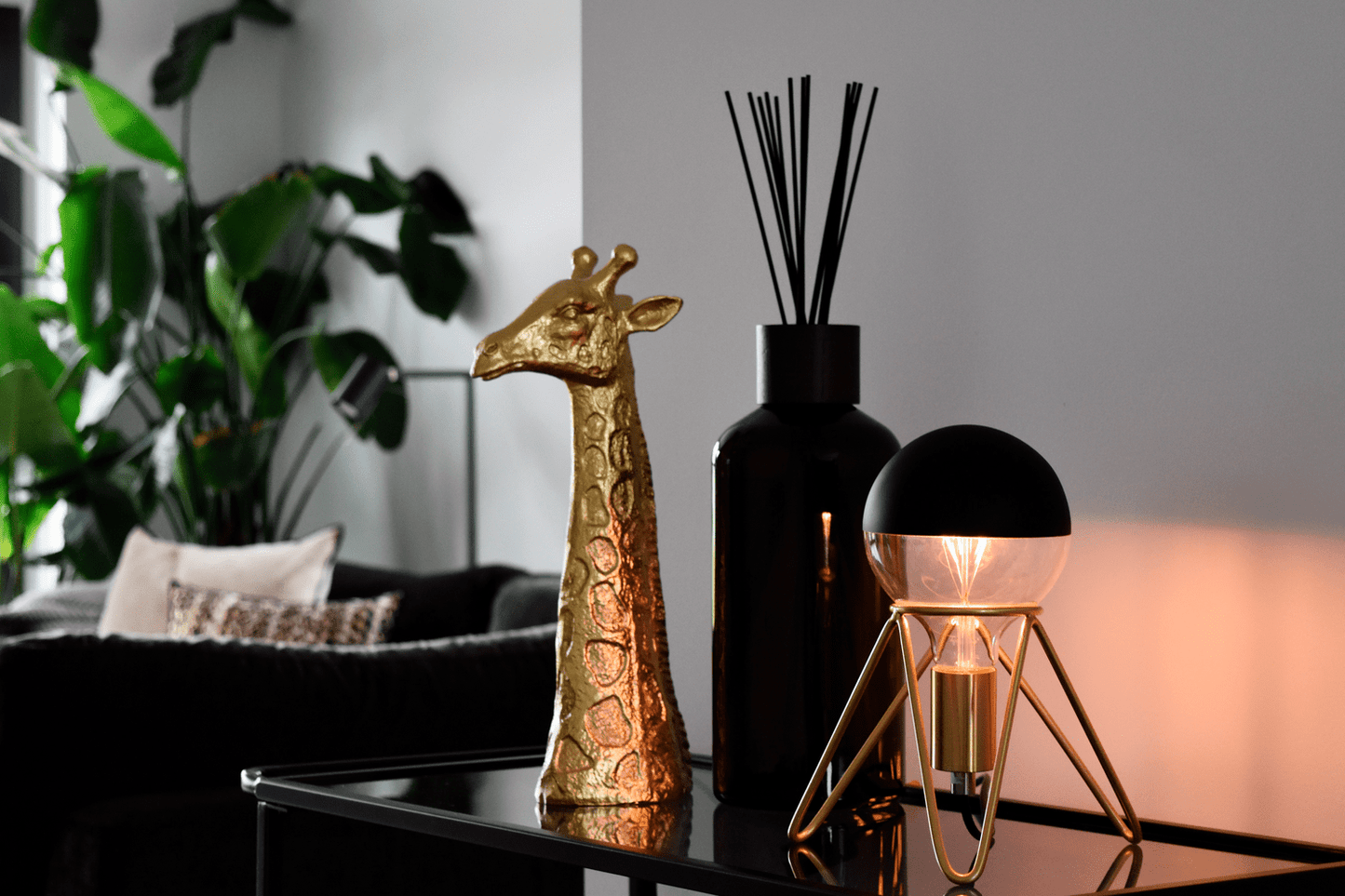 Calex Top mirror Bulb - E27 - Filament - G125 - Black - WarmWhite - 4W