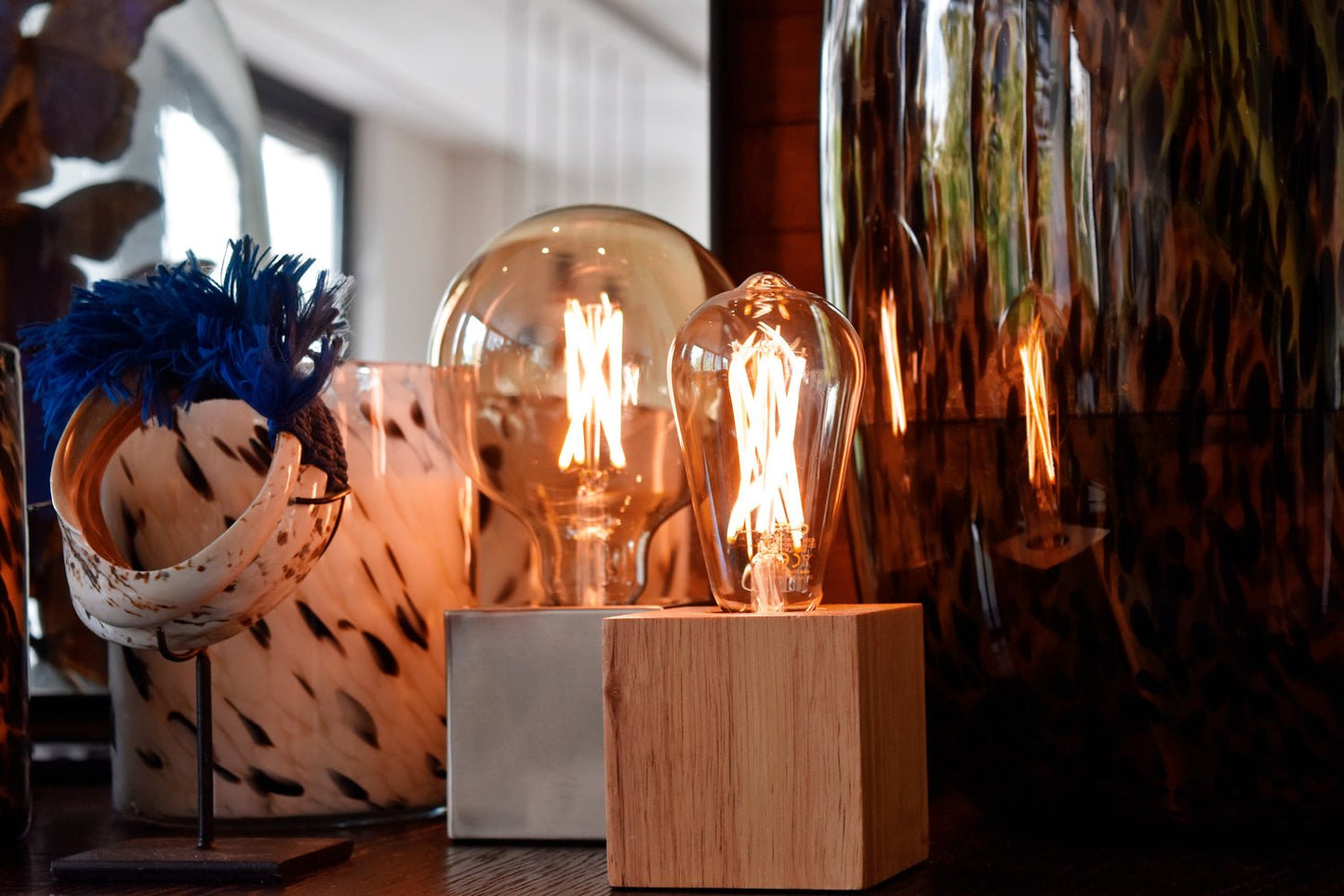 Calex Warm Filament LED Lamp - E27 - G125 - Gold - 4.5W - Dimmable