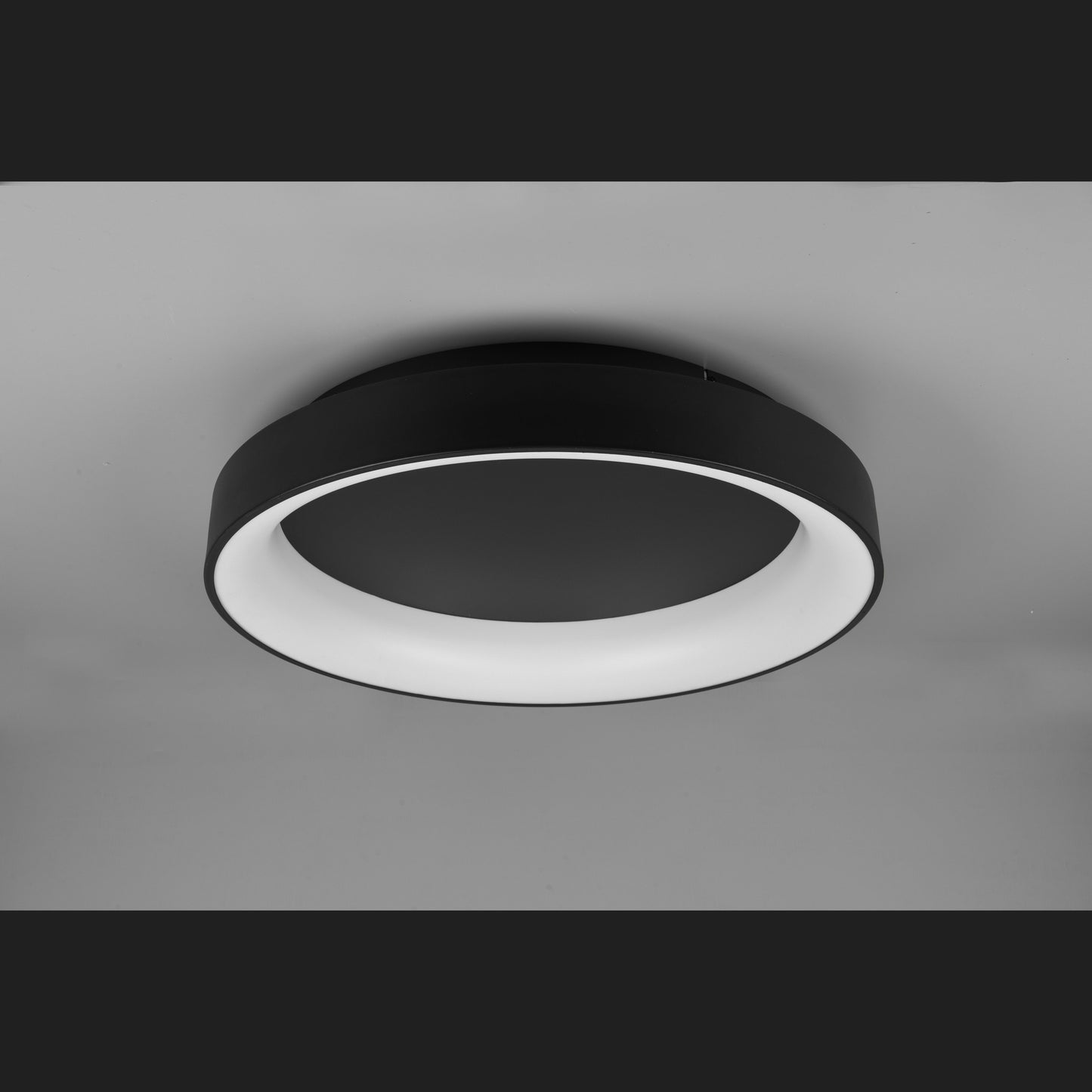 Girona - Ceiling lamp - Black Matt - Trio