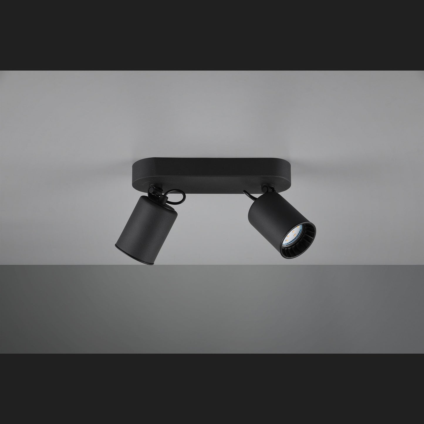 Pago - Spot - Black - Trio
