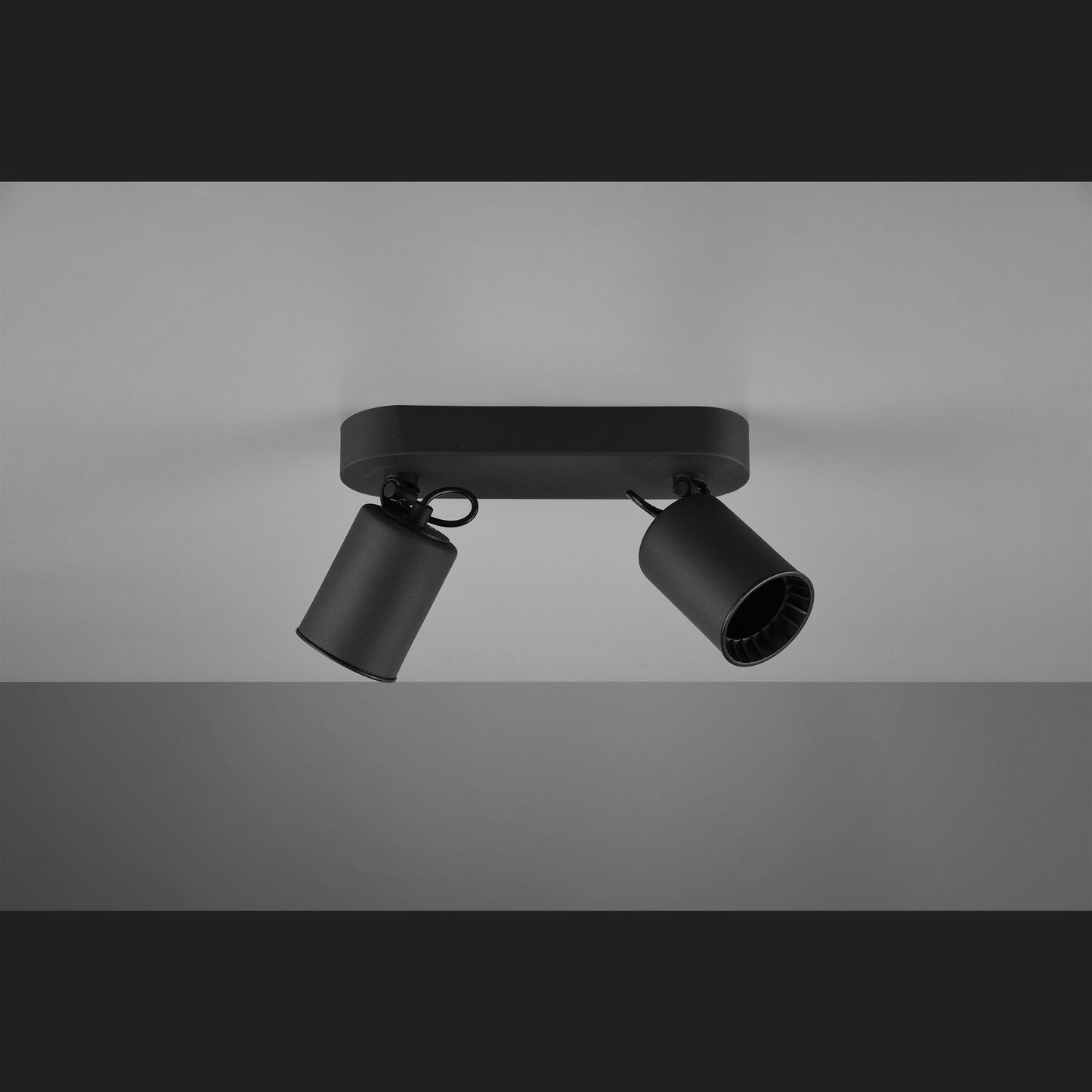 Pago - Spot - Black - Trio
