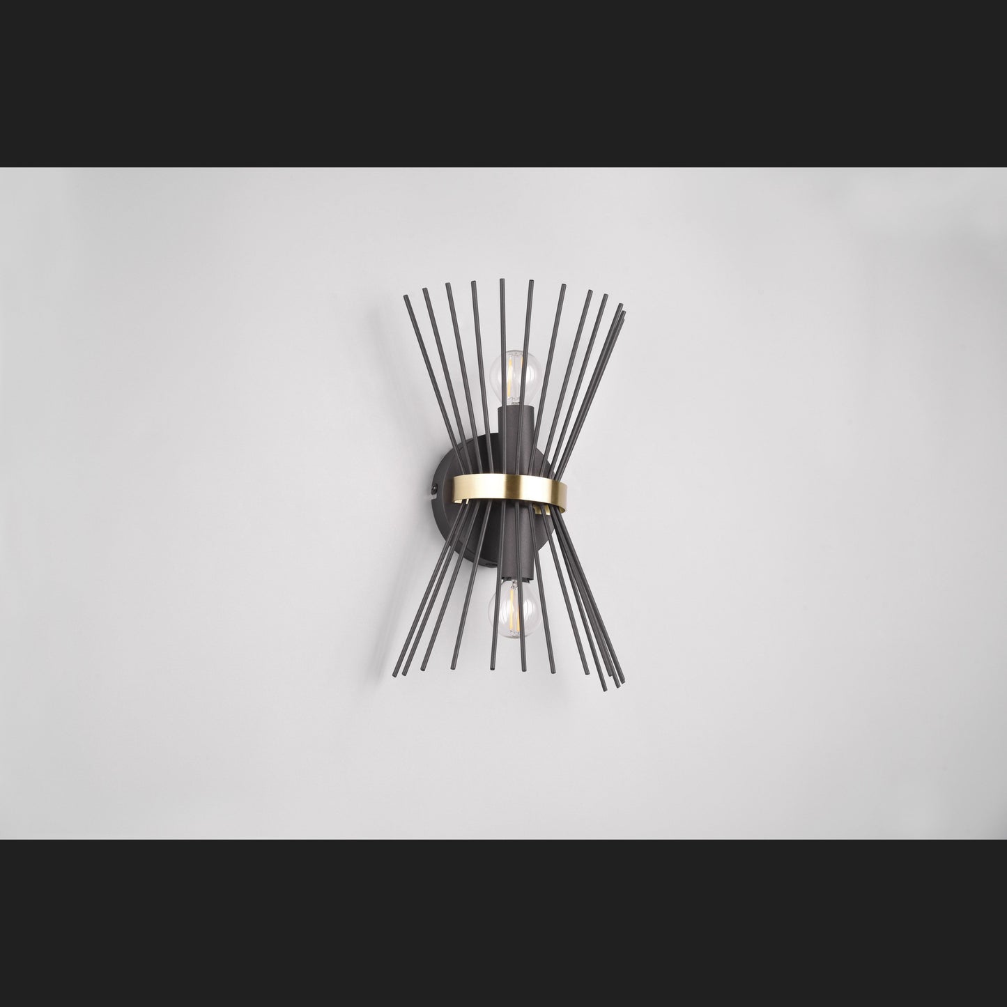 Rod - Wall lamp - Black - Gold - Reality