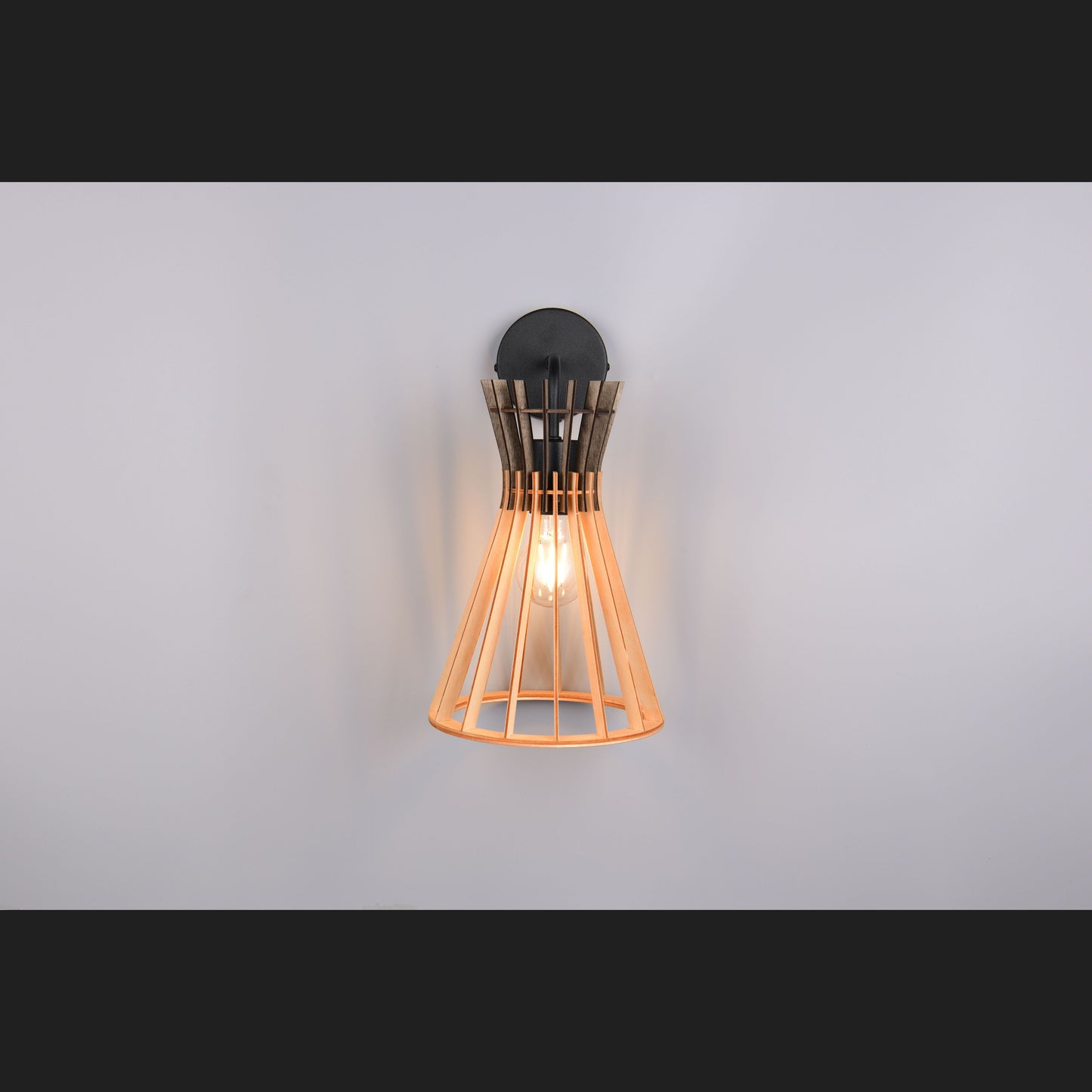 Alice - Wall Lamp - Natural Finish - Reality - R21861736