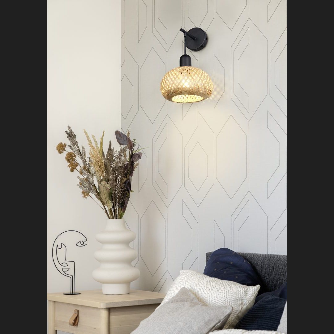 Leonie - Wall Lamp - Natural Finish - Reality - R21871736