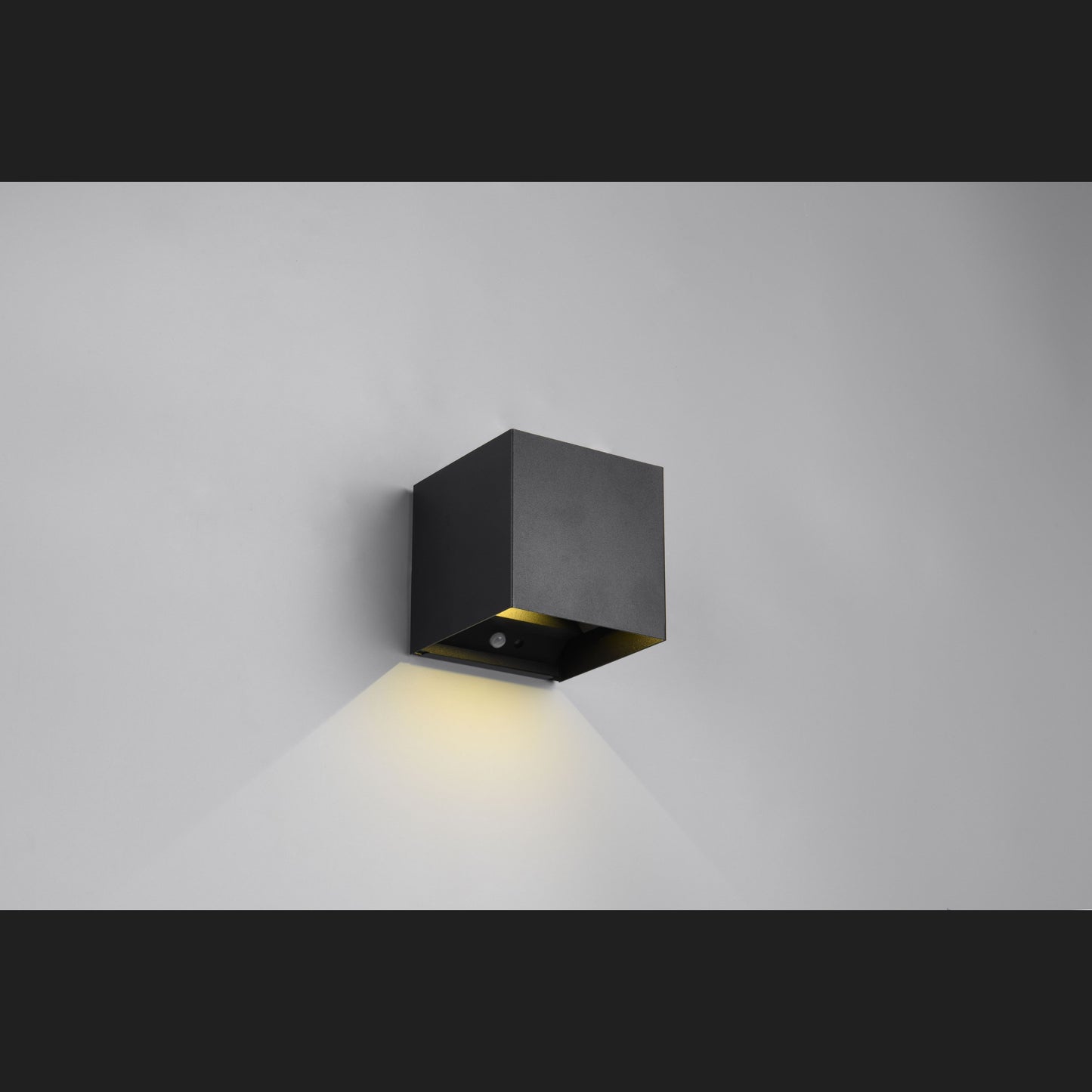 Talent - Wall lamp - Black Matt - Reality