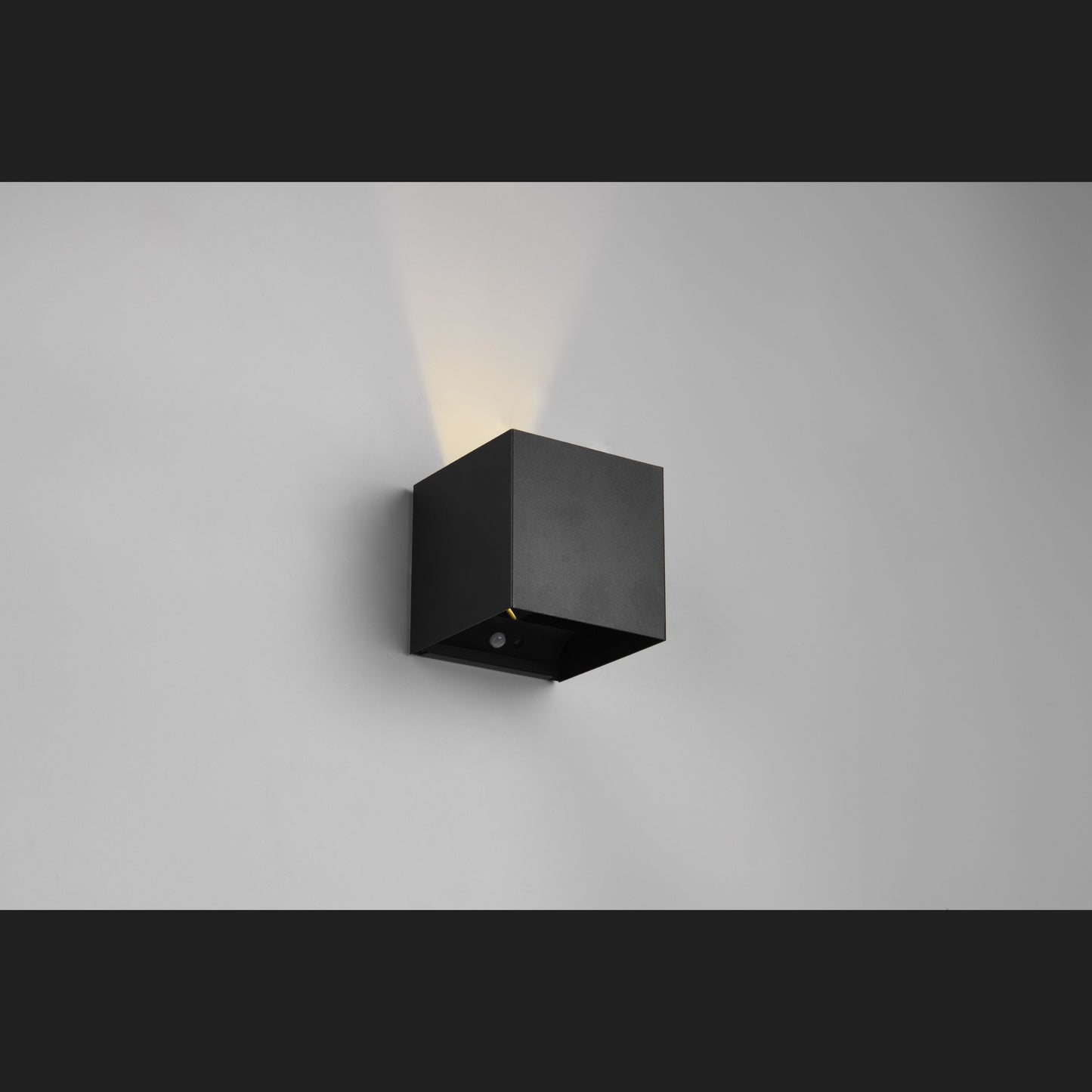 Talent - Wall lamp - Black Matt - Reality