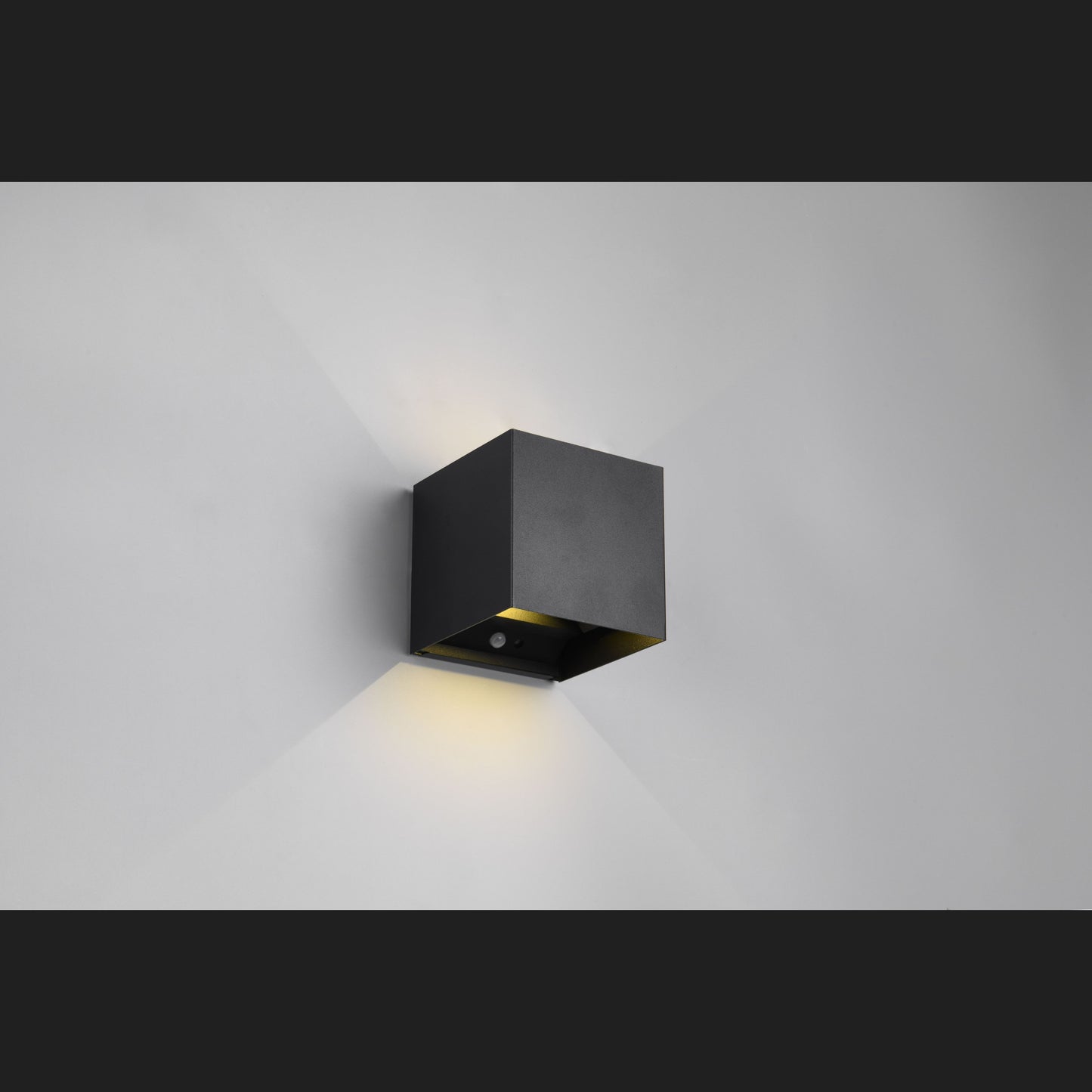 Talent - Wall lamp - Black Matt - Reality