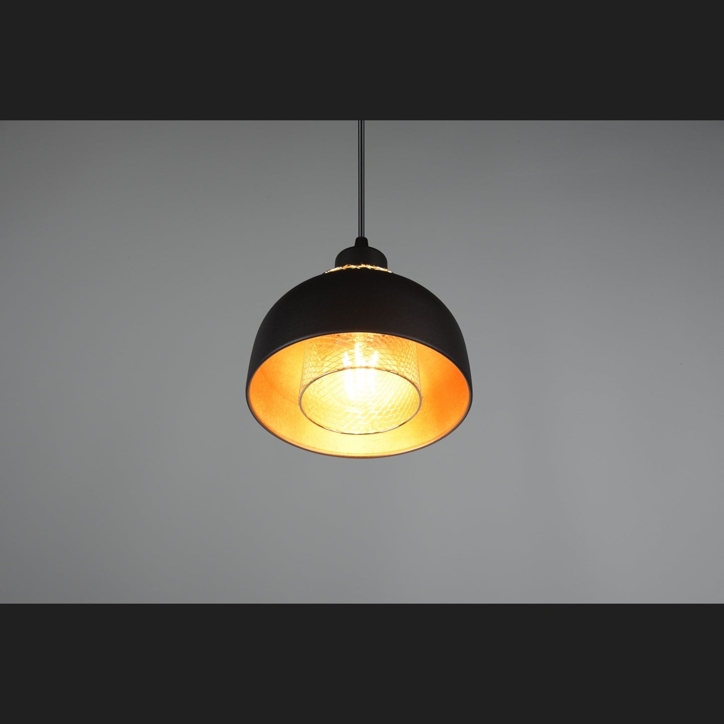 Punch - Pendant - Black Matt - Reality