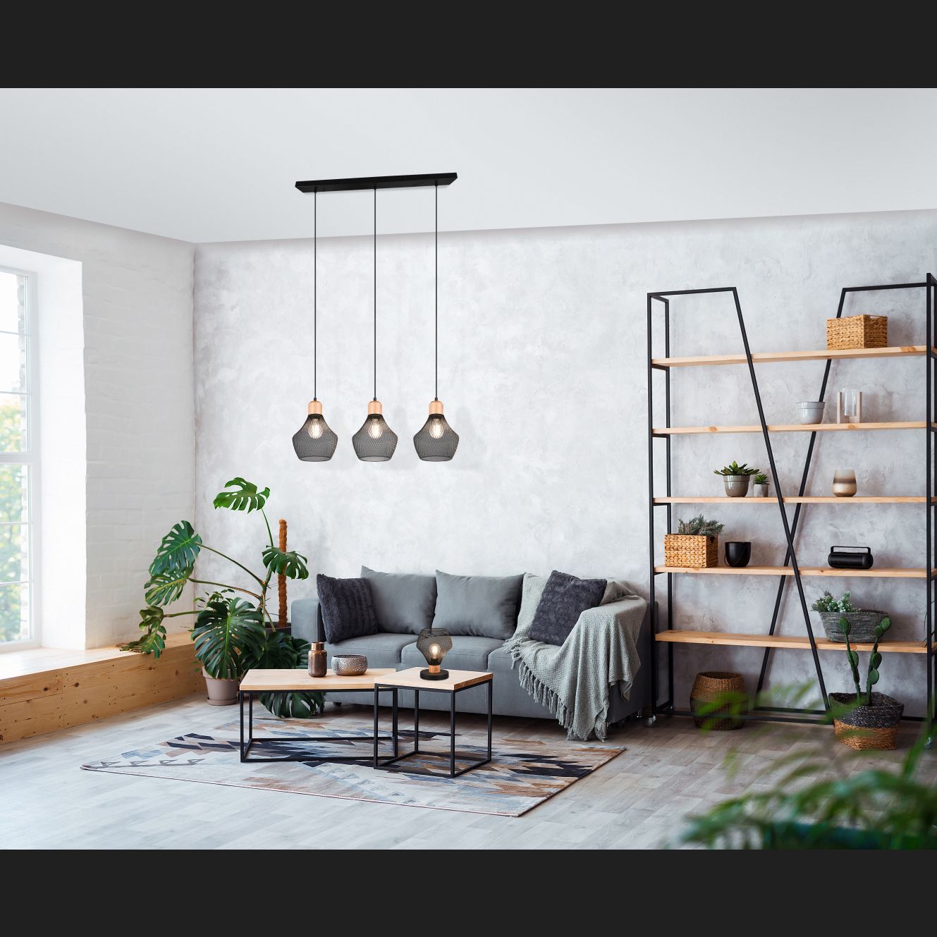 Valeria - Pendant - Black Matt - Reality